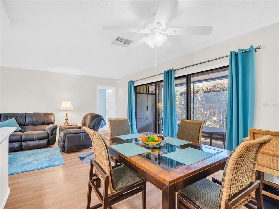 En Venta: $269,000 (2 camas, 2 baños, 1080 Pies cuadrados)