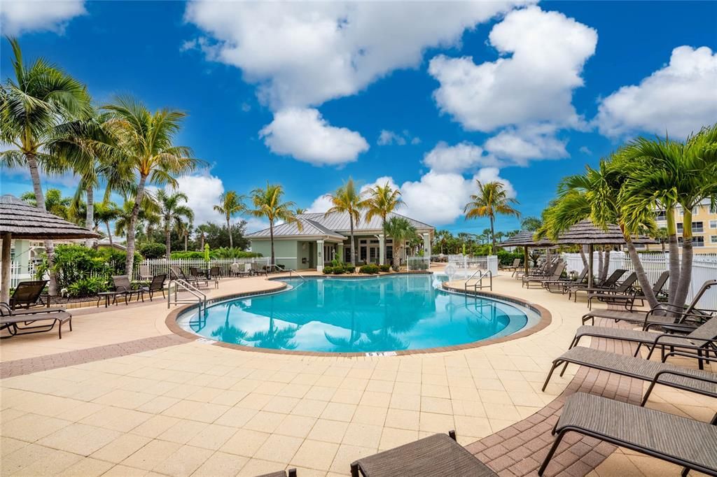 For Sale: $349,900 (3 beds, 2 baths, 2066 Square Feet)