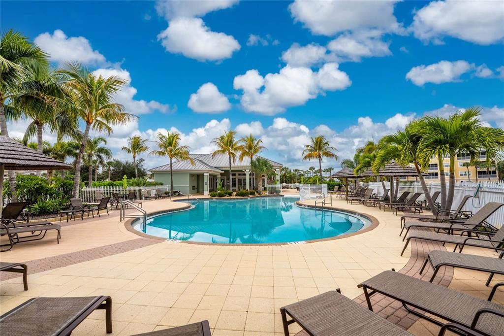 For Sale: $349,900 (3 beds, 2 baths, 2066 Square Feet)