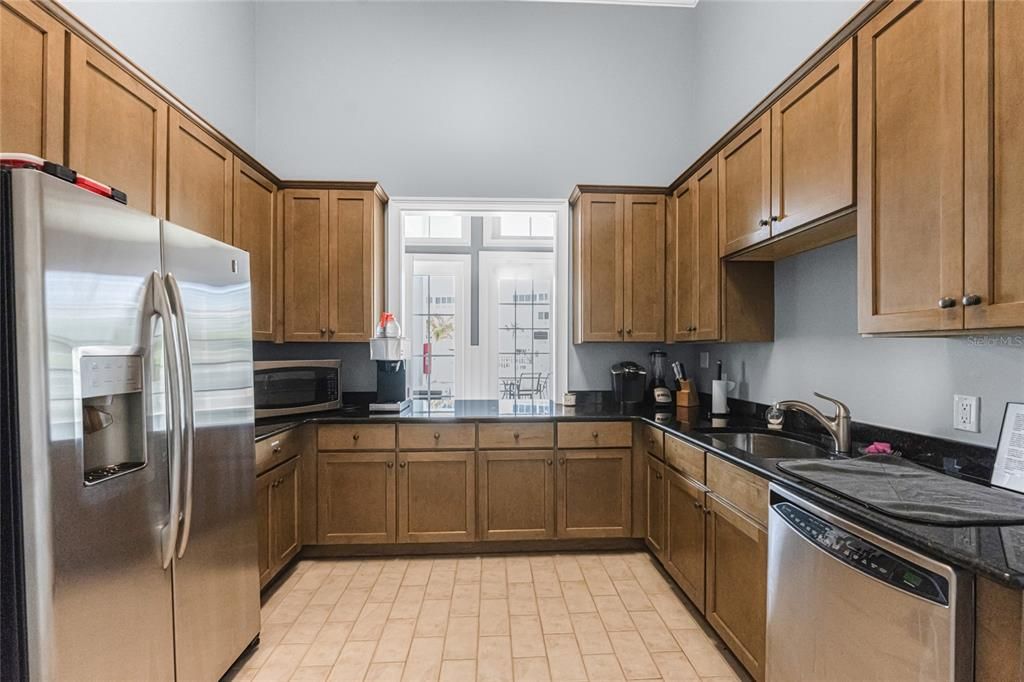 For Sale: $349,900 (3 beds, 2 baths, 2066 Square Feet)