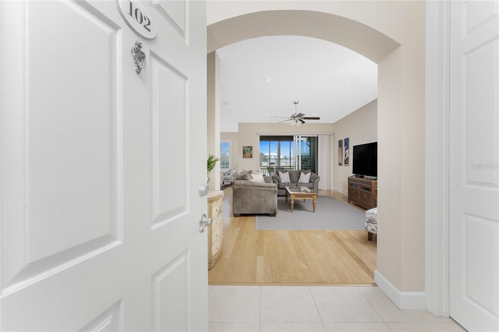 For Sale: $349,900 (3 beds, 2 baths, 2066 Square Feet)