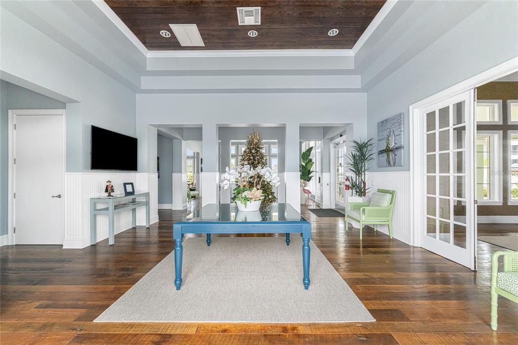 For Sale: $349,900 (3 beds, 2 baths, 2066 Square Feet)