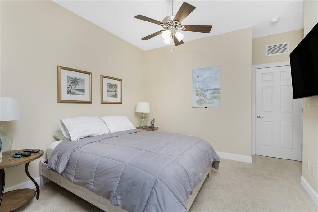 For Sale: $349,900 (3 beds, 2 baths, 2066 Square Feet)