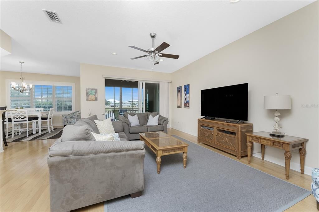 For Sale: $349,900 (3 beds, 2 baths, 2066 Square Feet)