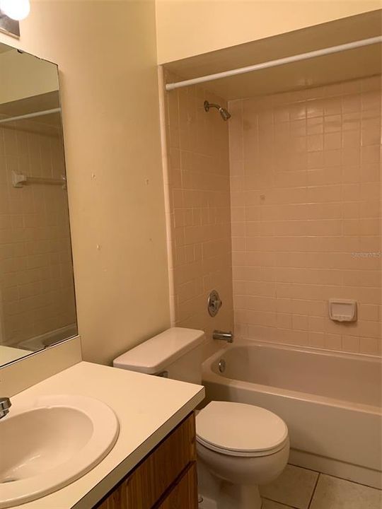 В аренду: $1,800 (2 спален, 2 ванн, 1117 Квадратных фут)