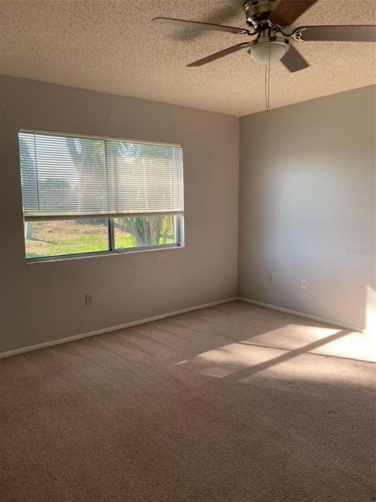 В аренду: $1,800 (2 спален, 2 ванн, 1117 Квадратных фут)