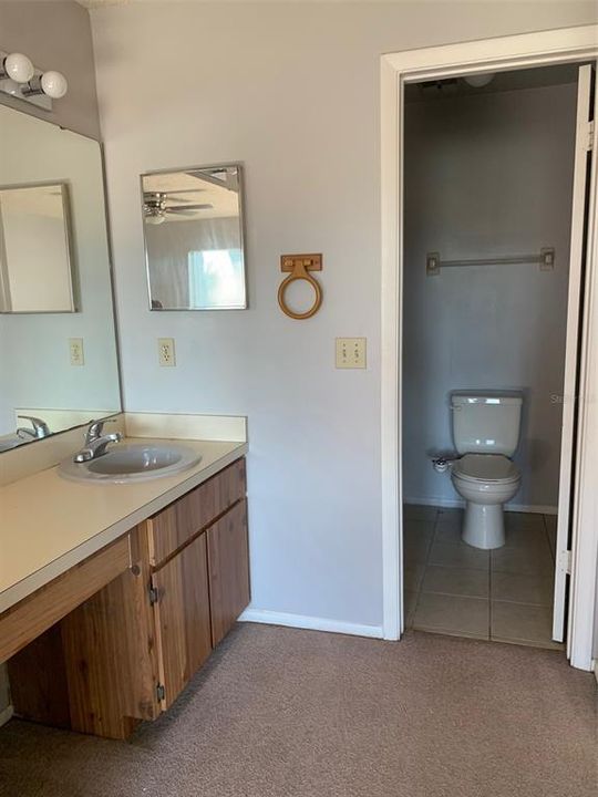 В аренду: $1,800 (2 спален, 2 ванн, 1117 Квадратных фут)