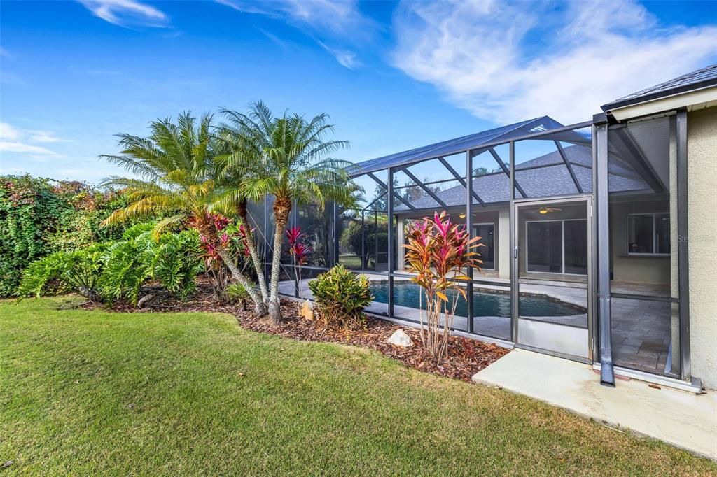 For Sale: $650,000 (4 beds, 2 baths, 2415 Square Feet)