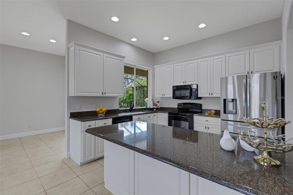 For Sale: $650,000 (4 beds, 2 baths, 2415 Square Feet)