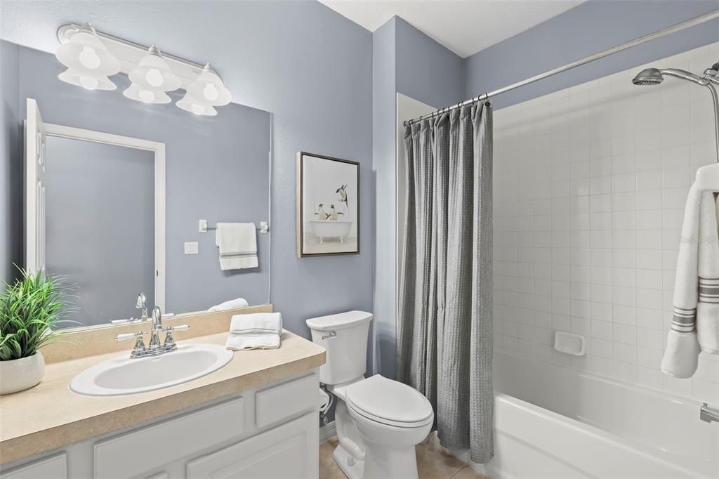 En Venta: $319,500 (2 camas, 2 baños, 1344 Pies cuadrados)