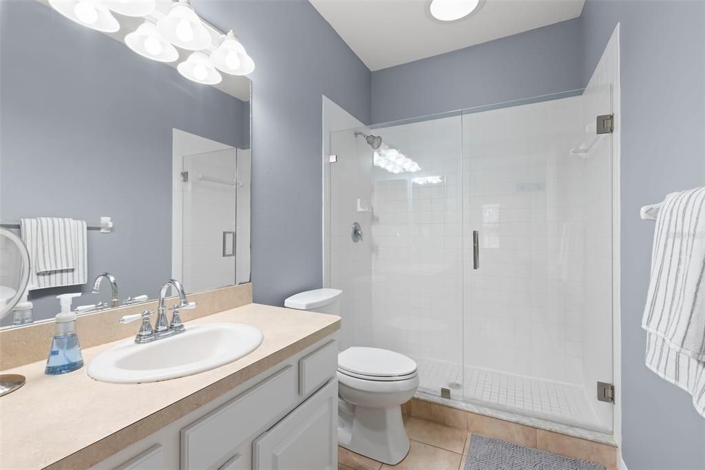 En Venta: $319,500 (2 camas, 2 baños, 1344 Pies cuadrados)