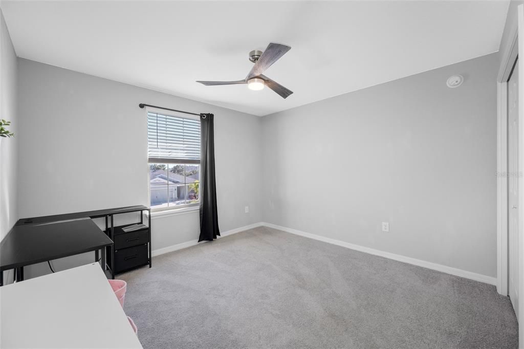 待售: $435,000 (5 贝兹, 3 浴室, 2640 平方英尺)