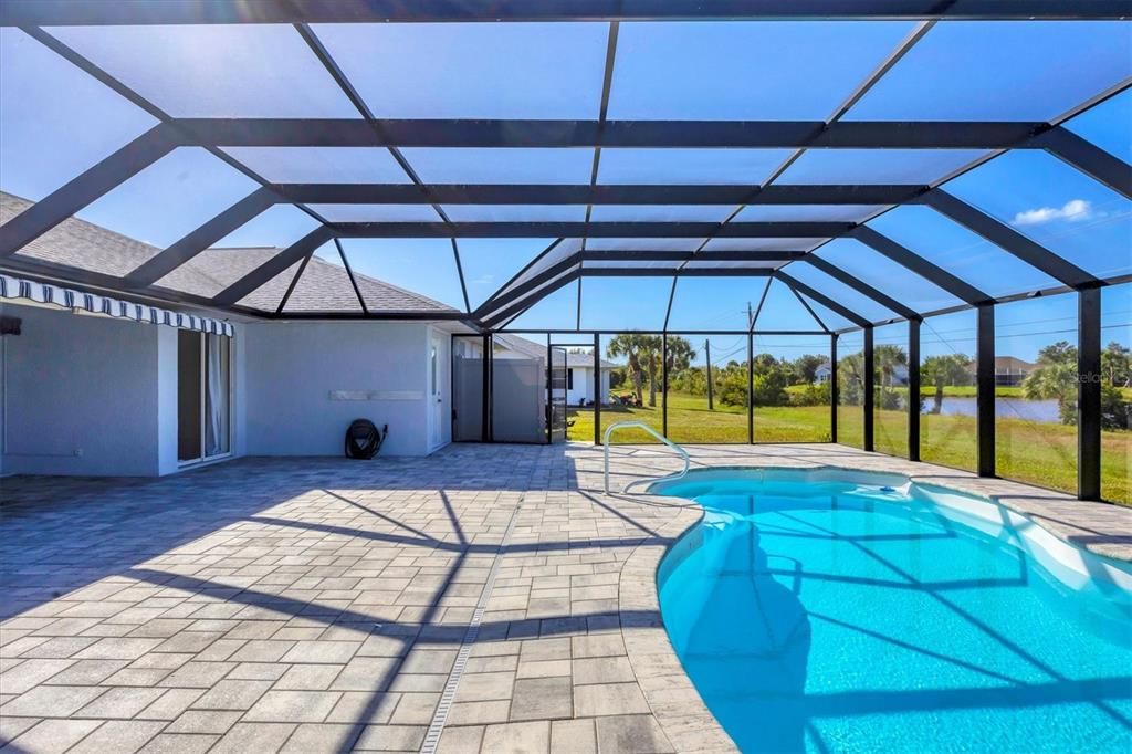 待售: $890,000 (7 贝兹, 0 浴室, 3679 平方英尺)