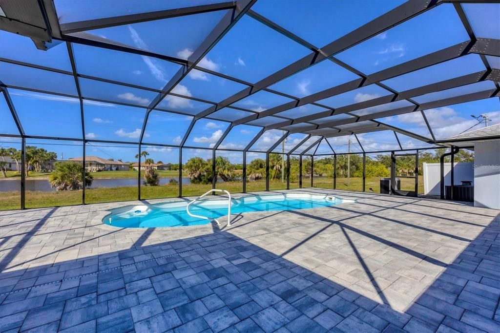 待售: $890,000 (7 贝兹, 0 浴室, 3679 平方英尺)