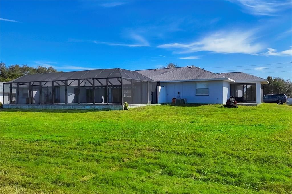 待售: $890,000 (7 贝兹, 0 浴室, 3679 平方英尺)