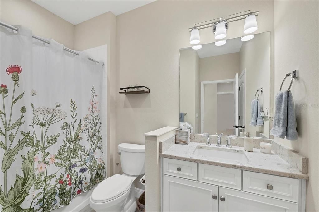 待售: $439,900 (2 贝兹, 2 浴室, 1524 平方英尺)