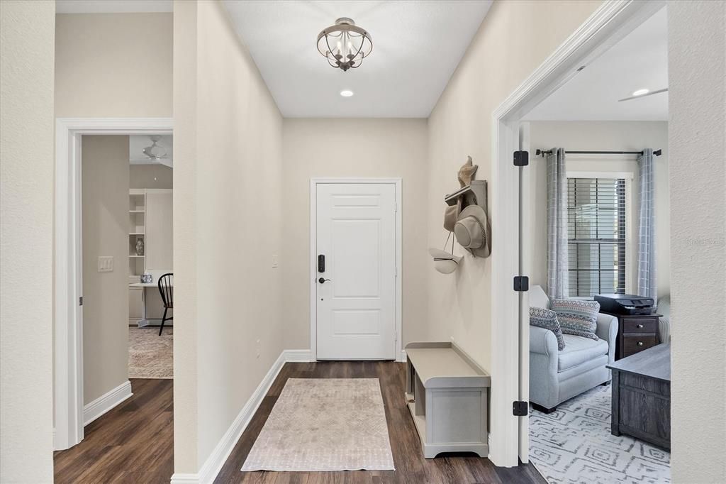 待售: $439,900 (2 贝兹, 2 浴室, 1524 平方英尺)