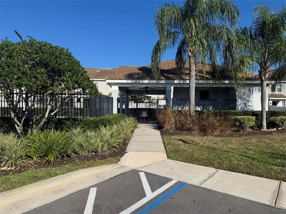 En Venta: $365,000 (3 camas, 2 baños, 1764 Pies cuadrados)