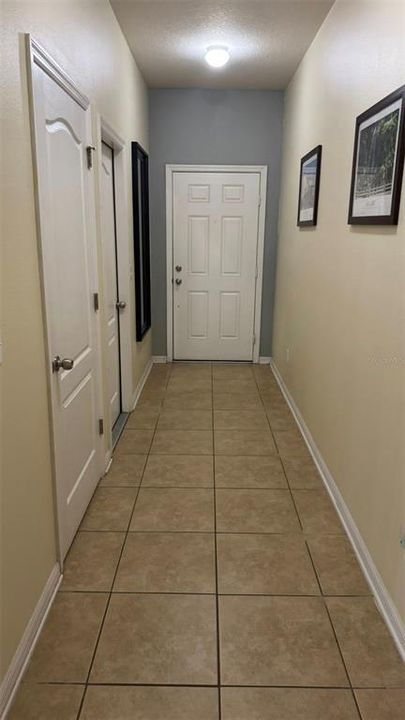 En Venta: $365,000 (3 camas, 2 baños, 1764 Pies cuadrados)