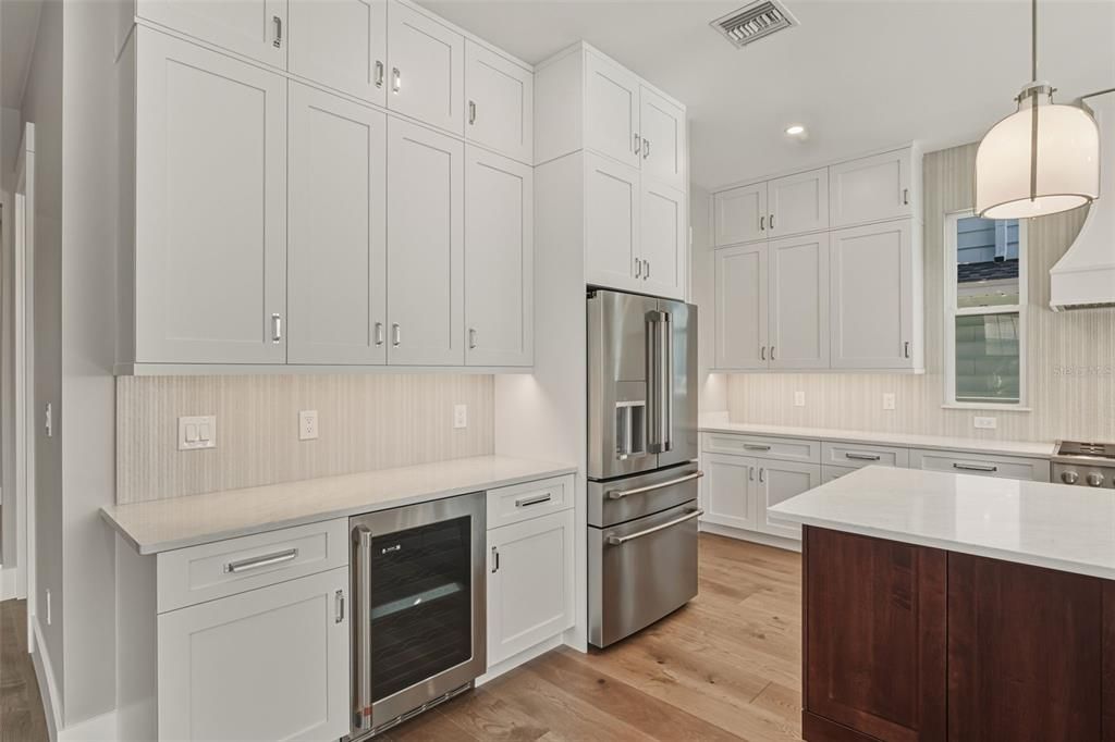 На продажу: $1,949,000 (4 спален, 3 ванн, 2658 Квадратных фут)