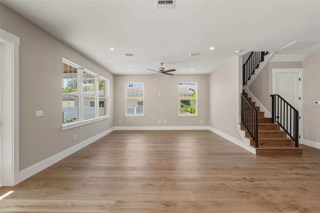 На продажу: $1,949,000 (4 спален, 3 ванн, 2658 Квадратных фут)