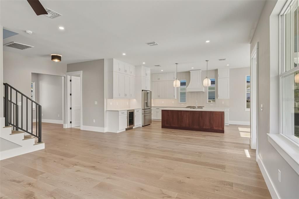 На продажу: $1,949,000 (4 спален, 3 ванн, 2658 Квадратных фут)