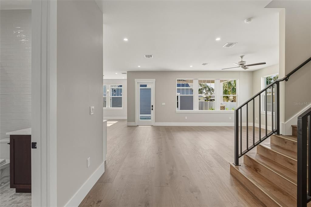 На продажу: $1,949,000 (4 спален, 3 ванн, 2658 Квадратных фут)