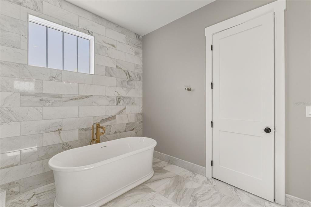 На продажу: $1,949,000 (4 спален, 3 ванн, 2658 Квадратных фут)