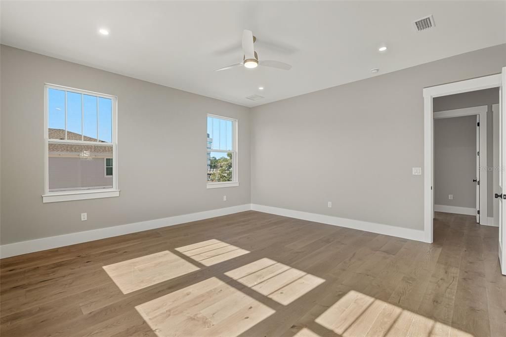 На продажу: $1,949,000 (4 спален, 3 ванн, 2658 Квадратных фут)