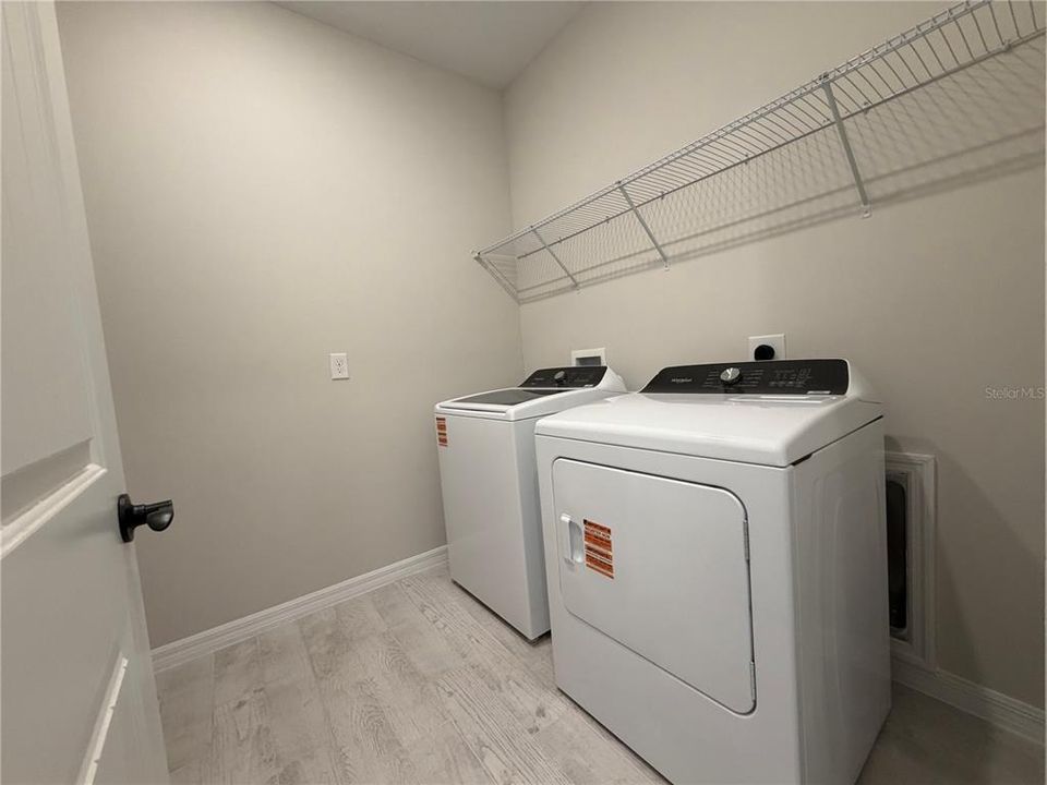 В аренду: $3,150 (4 спален, 2 ванн, 1850 Квадратных фут)