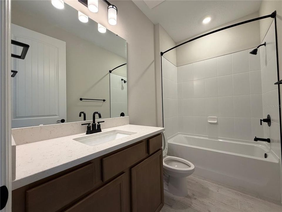 В аренду: $3,150 (4 спален, 2 ванн, 1850 Квадратных фут)