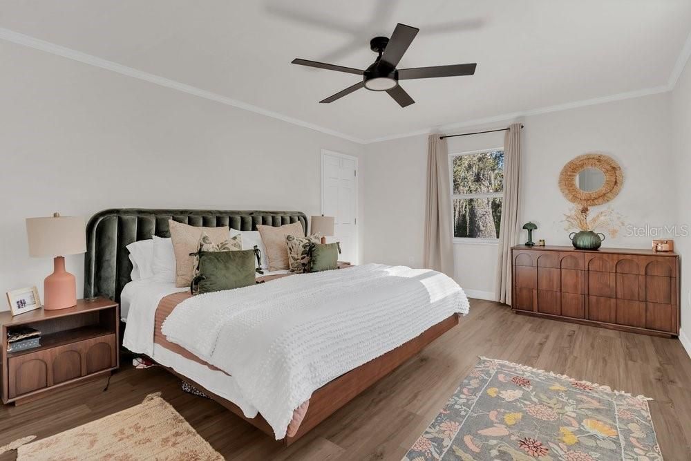 На продажу: $1,199,999 (4 спален, 2 ванн, 2058 Квадратных фут)