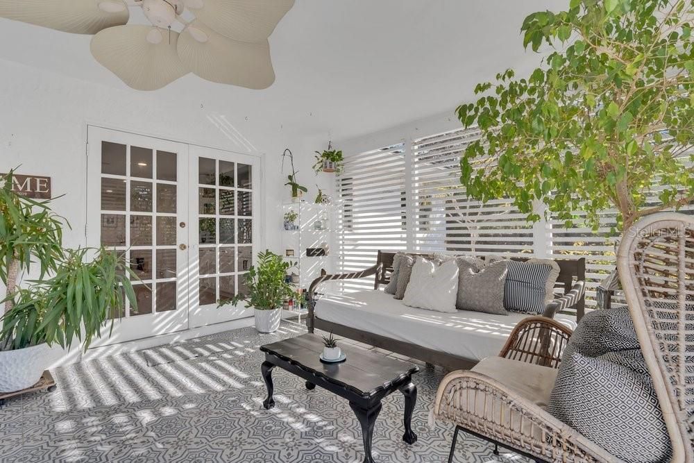 На продажу: $1,199,999 (4 спален, 2 ванн, 2058 Квадратных фут)