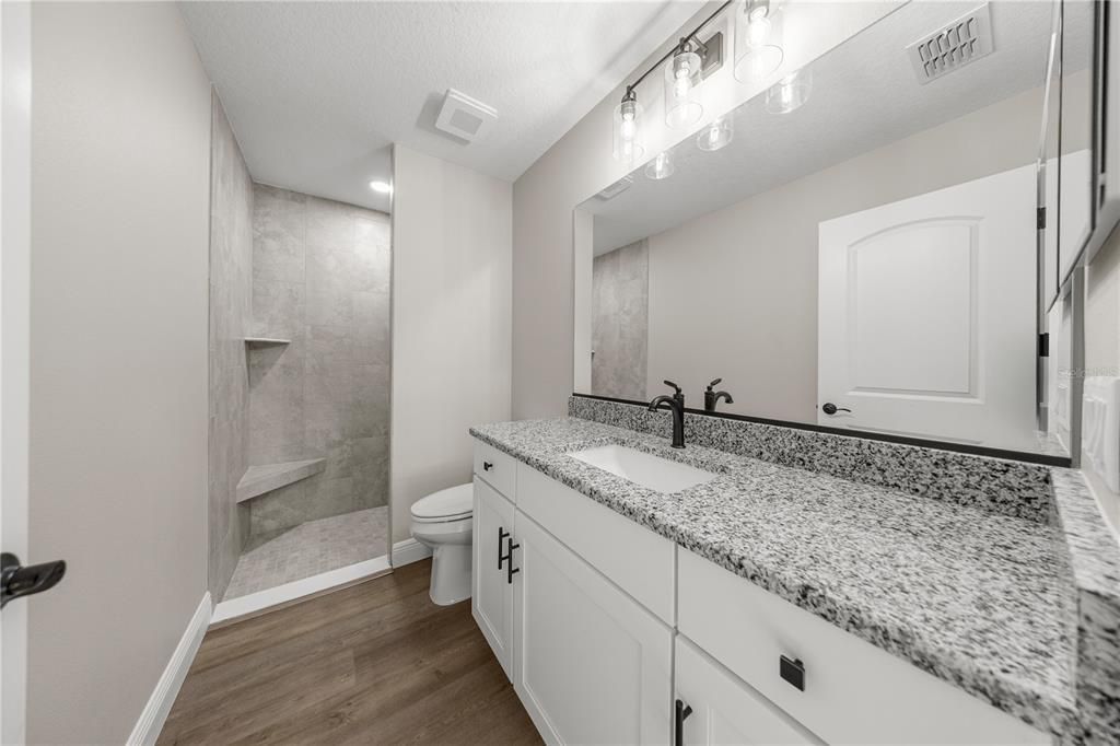 En Venta: $254,900 (3 camas, 2 baños, 1245 Pies cuadrados)