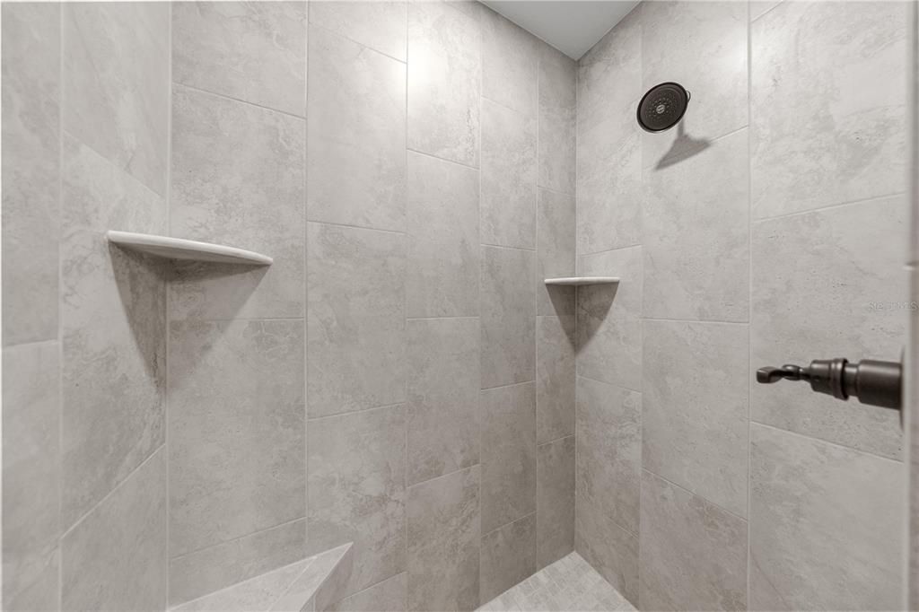 En Venta: $254,900 (3 camas, 2 baños, 1245 Pies cuadrados)