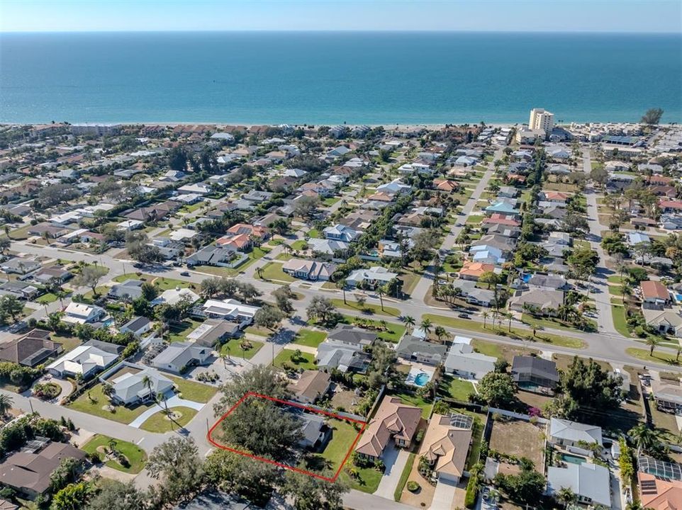 For Sale: $615,000 (2 beds, 2 baths, 1336 Square Feet)