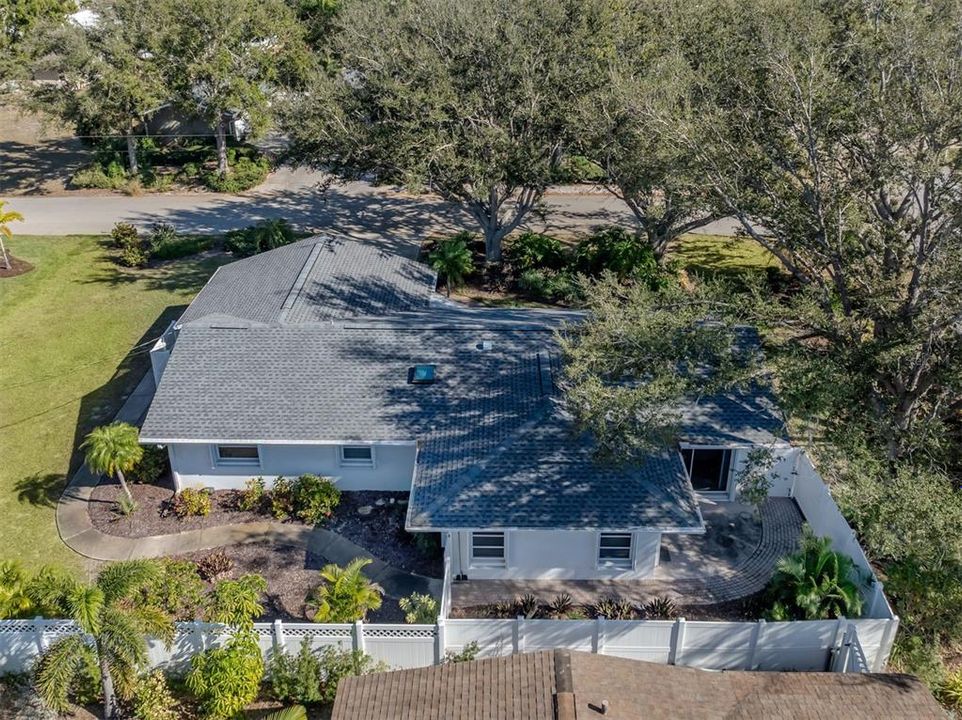 For Sale: $615,000 (2 beds, 2 baths, 1336 Square Feet)