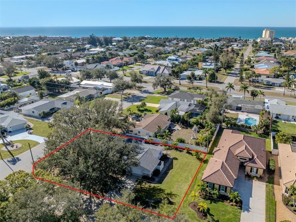 For Sale: $615,000 (2 beds, 2 baths, 1336 Square Feet)