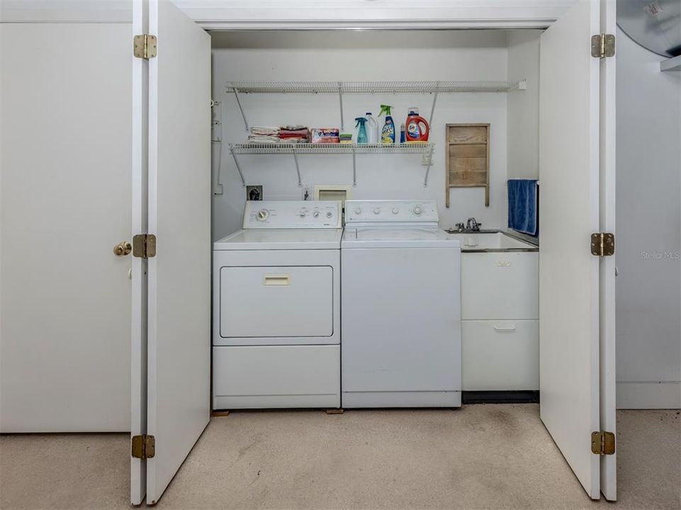 For Sale: $615,000 (2 beds, 2 baths, 1336 Square Feet)