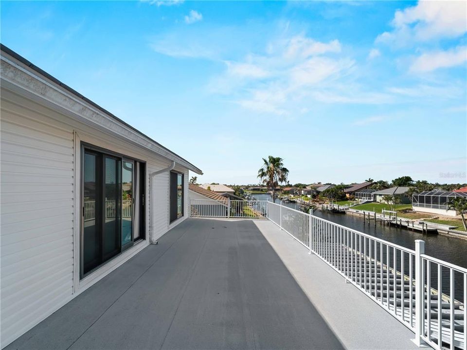 For Sale: $725,000 (4 beds, 3 baths, 3855 Square Feet)