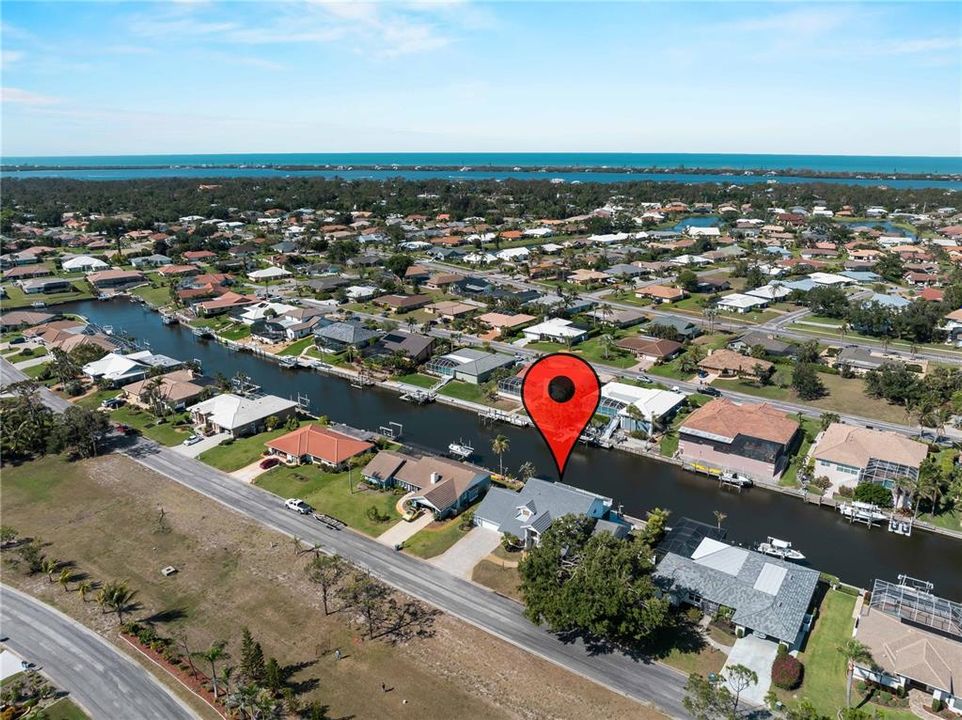 For Sale: $725,000 (4 beds, 3 baths, 3855 Square Feet)