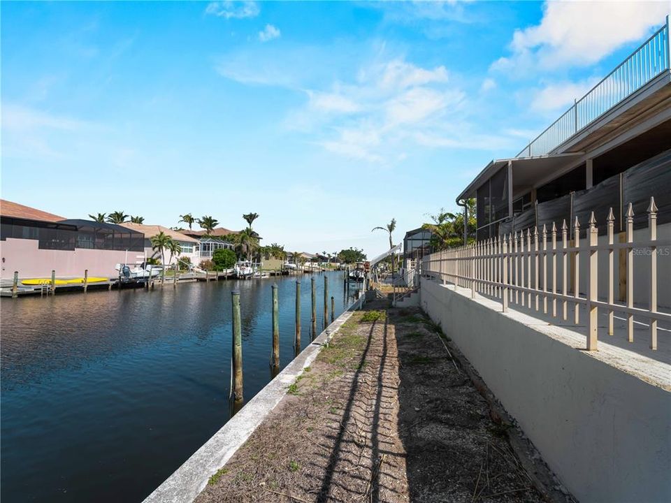 For Sale: $725,000 (4 beds, 3 baths, 3855 Square Feet)