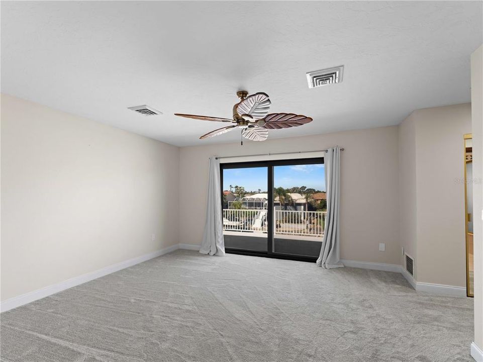 For Sale: $725,000 (4 beds, 3 baths, 3855 Square Feet)