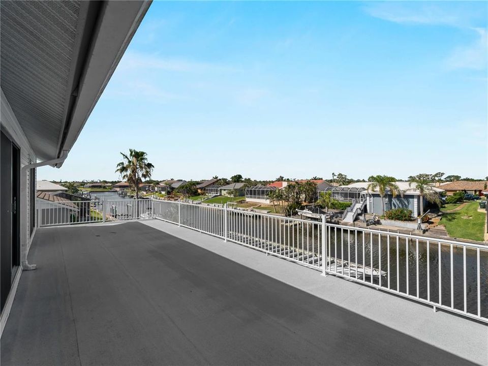 For Sale: $725,000 (4 beds, 3 baths, 3855 Square Feet)