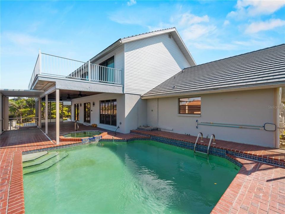 For Sale: $725,000 (4 beds, 3 baths, 3855 Square Feet)