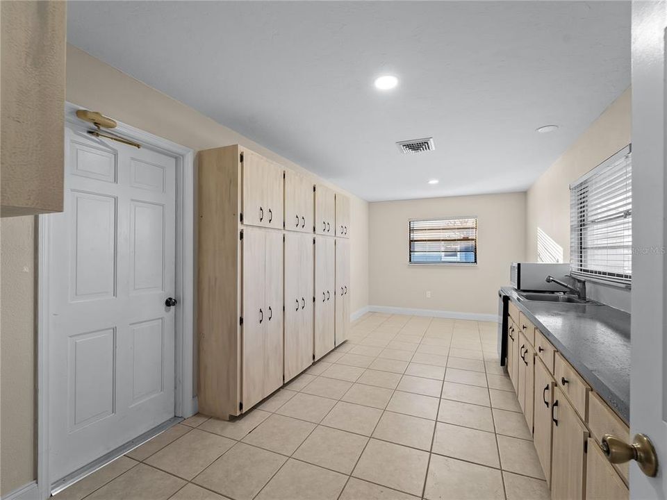 For Sale: $725,000 (4 beds, 3 baths, 3855 Square Feet)