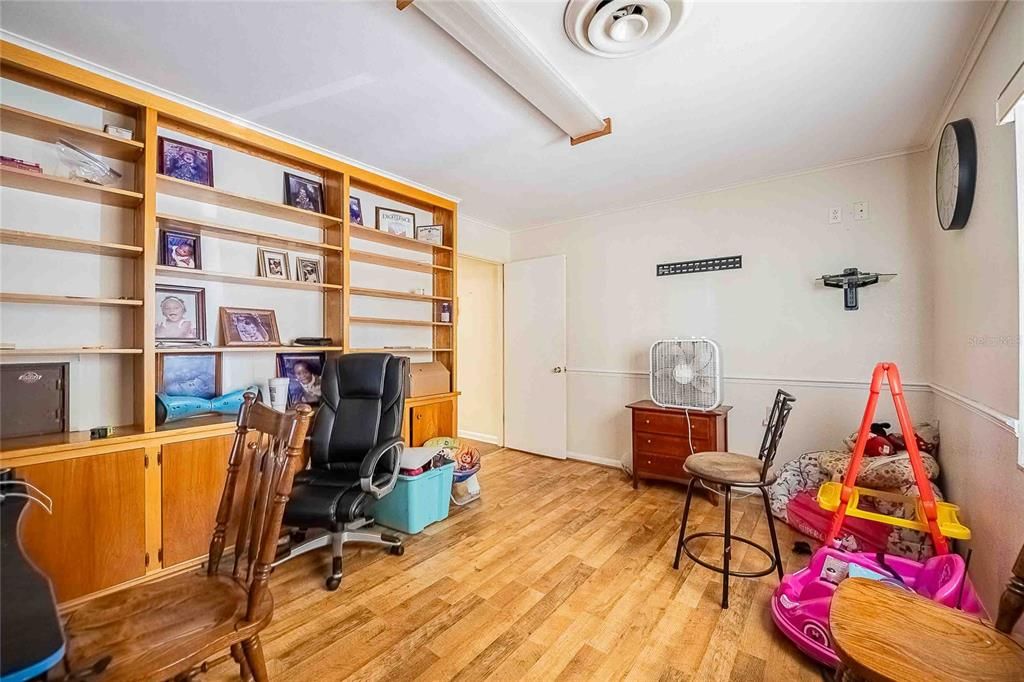 На продажу: $425,000 (4 спален, 3 ванн, 3292 Квадратных фут)