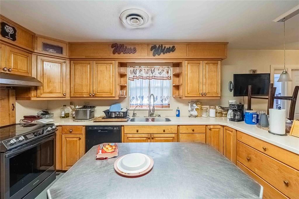 На продажу: $425,000 (4 спален, 3 ванн, 3292 Квадратных фут)