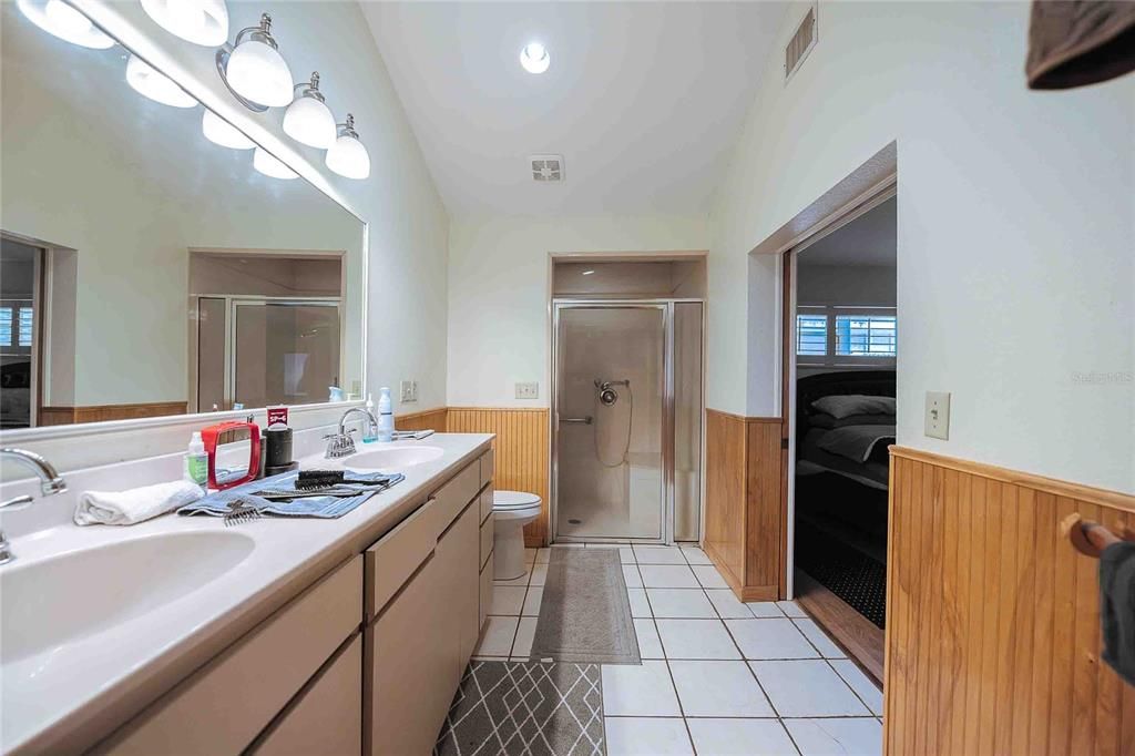 На продажу: $425,000 (4 спален, 3 ванн, 3292 Квадратных фут)