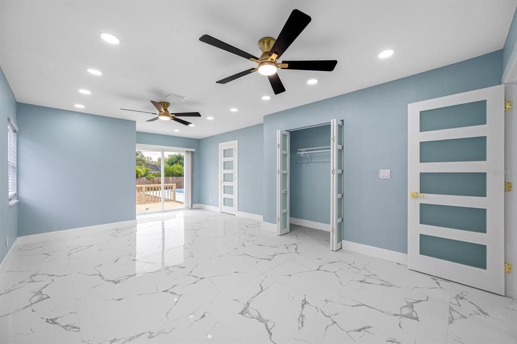 For Sale: $529,000 (4 beds, 3 baths, 1510 Square Feet)